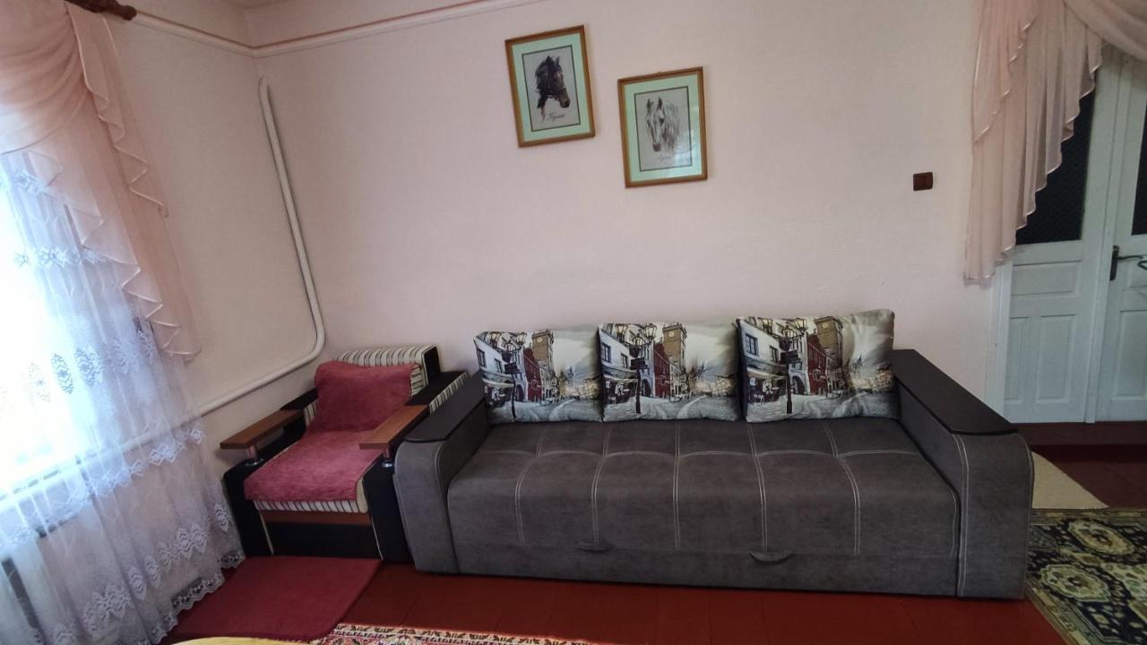 Bat'Kivska Hata Stari Kuty Exterior foto